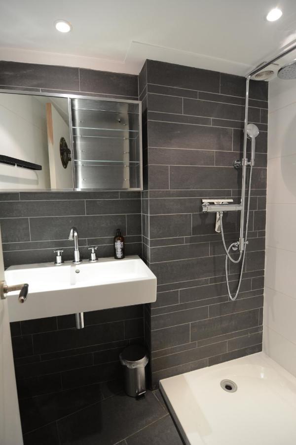 Guesthouseone Гарлем Екстер'єр фото